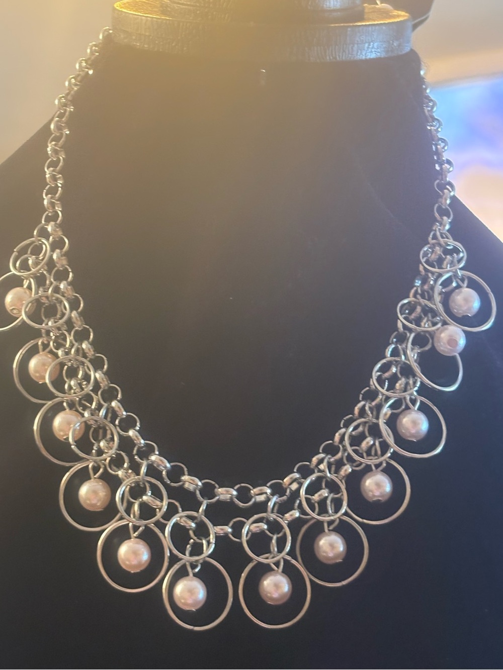 Elegant Silver tone pink  Pearl Drop Statement Necklace